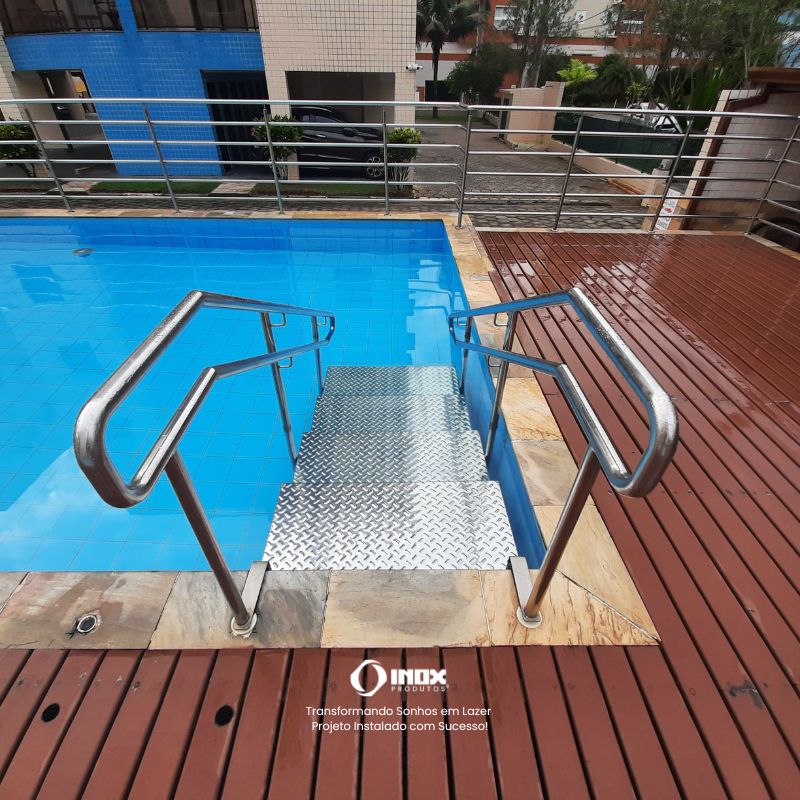 ESCADA INOX ACESSÍVEL PARA PISCINA FACILI...