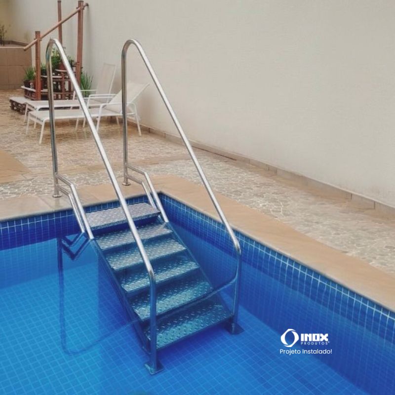 ESCADA 11 - INOX 304 (7 DEGR.) DE 1,20 A ...