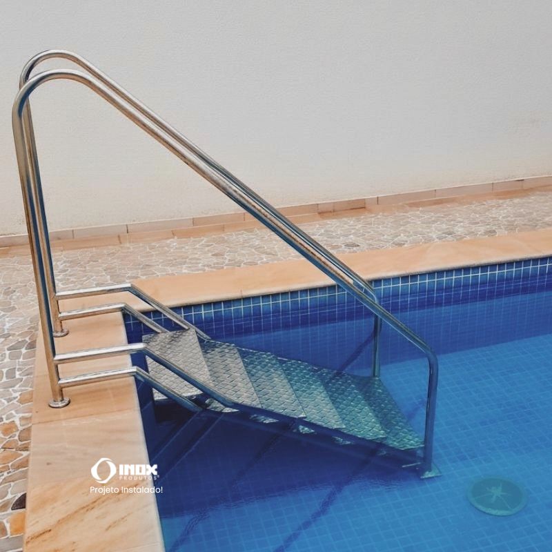 ESCADA 11 - INOX 304 (7 DEGR.) DE 1,20 A ...